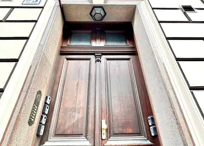 Honor - Neu Renoviert Linz